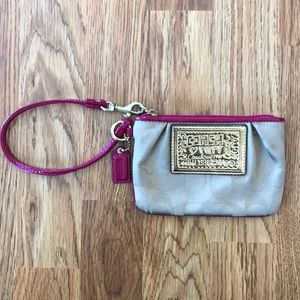 Coach Poppy Wristlet